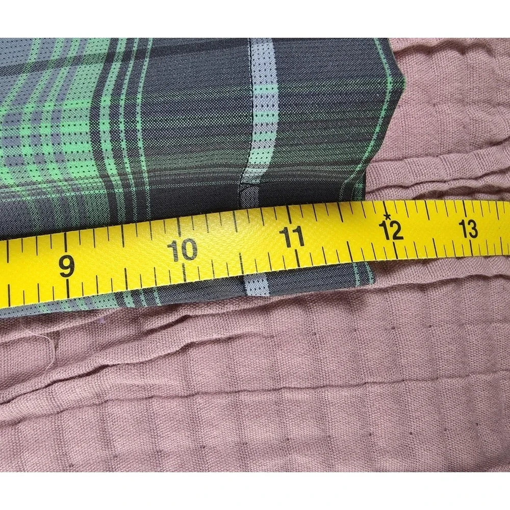 Nike Golf Shorts Mens Size 33 Green Black Plaid Tour Performance 509182-338
